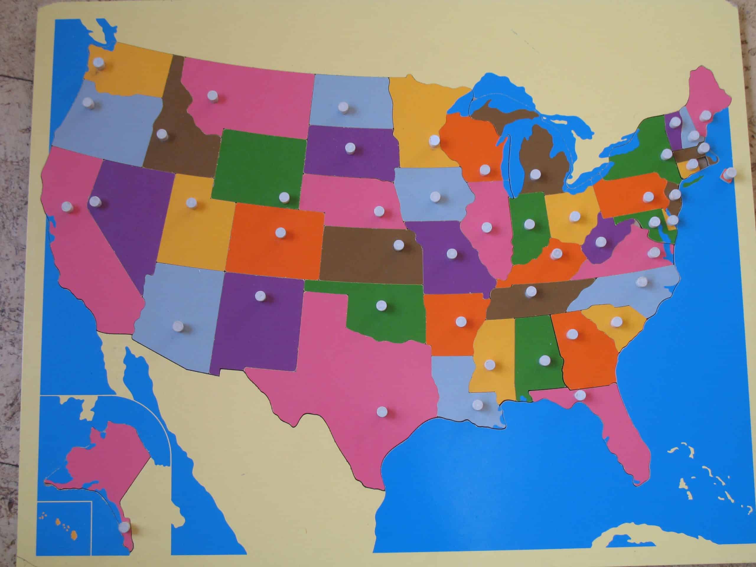 Montessori geography puzzle map of the United States.